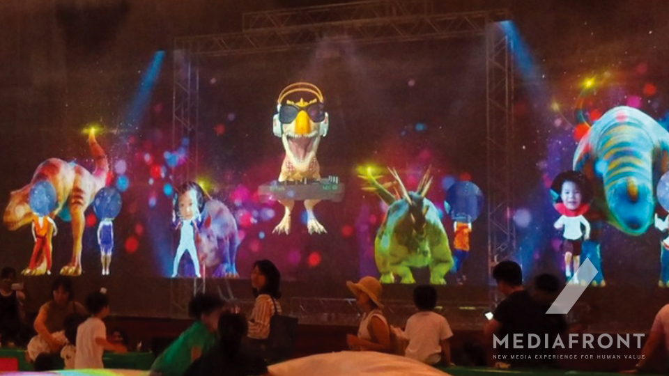 960x540_2-2-6_dino-show01.jpg